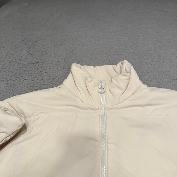 Vuori Canyon Insulated Jacket in Bone XL - Picture 5 of 16